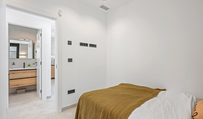 Begagnad - Villa - Orihuela Costa - Blue Lagoon