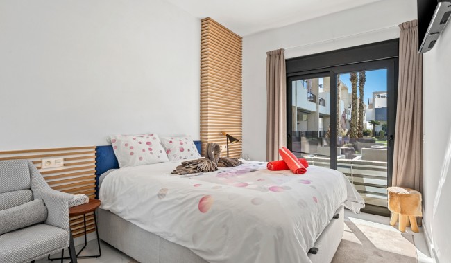 Sprzedaż - Apartament - Guardamar - El Raso