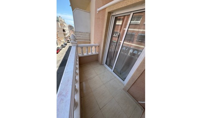 Resale - Apartment - Torrevieja