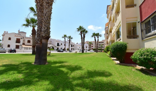 Resale - Apartment - Orihuela Costa - Playa Flamenca