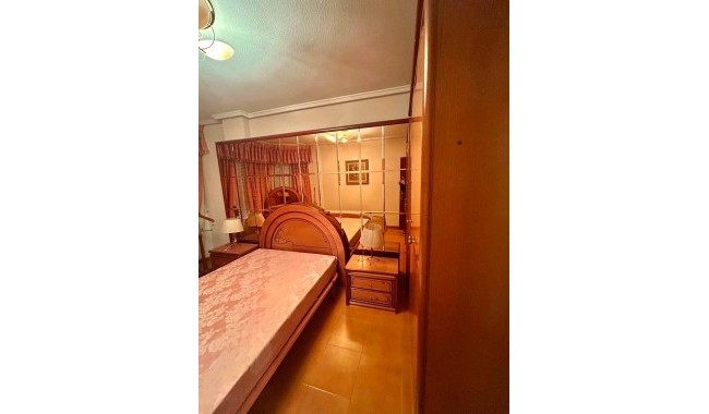 Sprzedaż - Apartament - Torrevieja