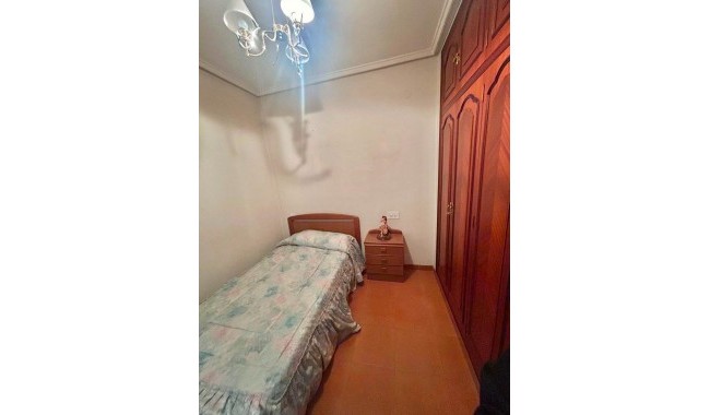 Sprzedaż - Apartament - Torrevieja