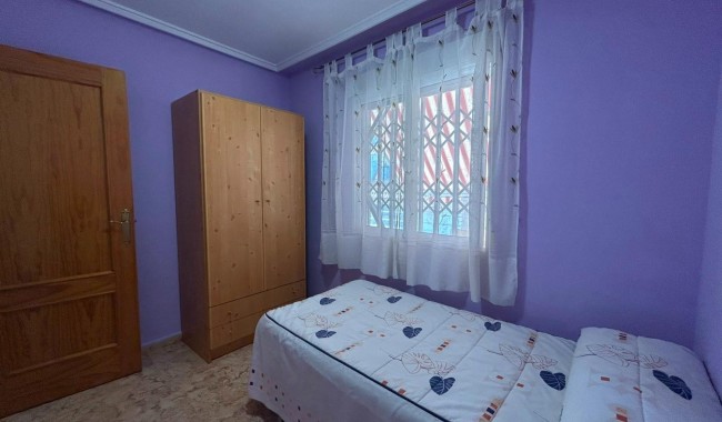 Segunda mano - Apartamento - Torrevieja - Estacion de autobuses