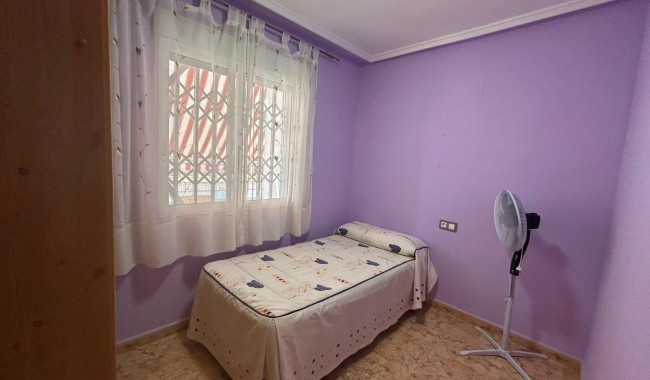 Segunda mano - Apartamento - Torrevieja - Estacion de autobuses