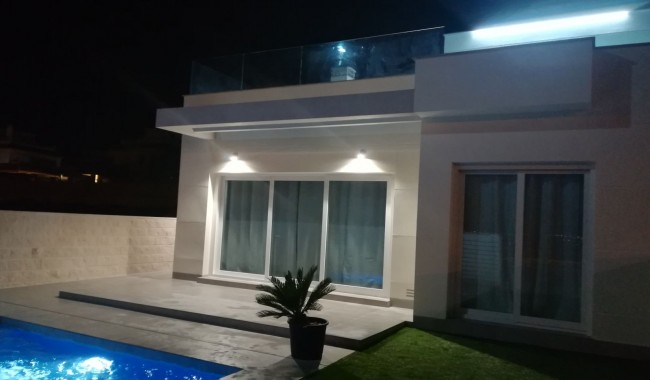 Segunda mano - Villa - Los Montesinos - Los Montesinos - La Herrada