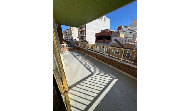 Resale - Apartment - Torrevieja