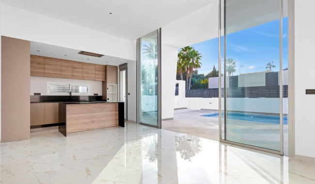 Resale - Villa - Torrevieja - Los Balcones