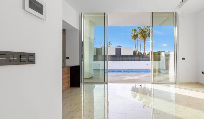 Resale - Villa - Torrevieja - Los Balcones