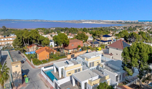 Resale - Villa - Torrevieja - Los Balcones
