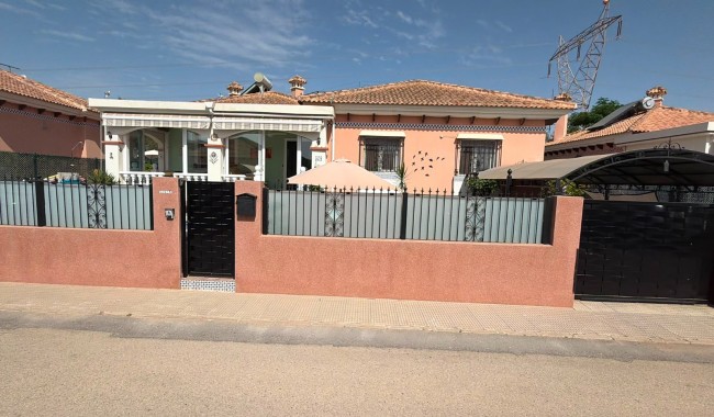 Segunda mano - Villa - Los Montesinos - La Herrada
