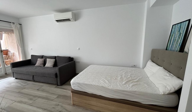 Sprzedaż - Apartament - Torrevieja - Estacion de autobuses