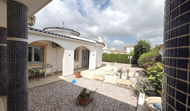 Begagnad - Villa - Ciudad Quesada/Rojales - Central Quesada