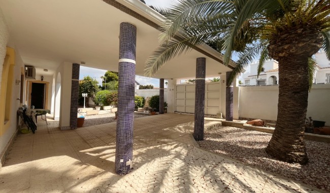 Begagnad - Villa - Ciudad Quesada/Rojales - Central Quesada