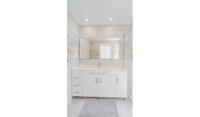 Sprzedaż - Apartament - Punta Prima