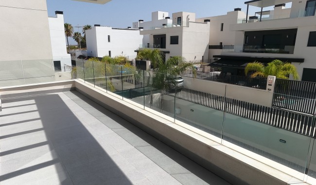 Segunda mano - Villa - Algorfa - La Finca golf