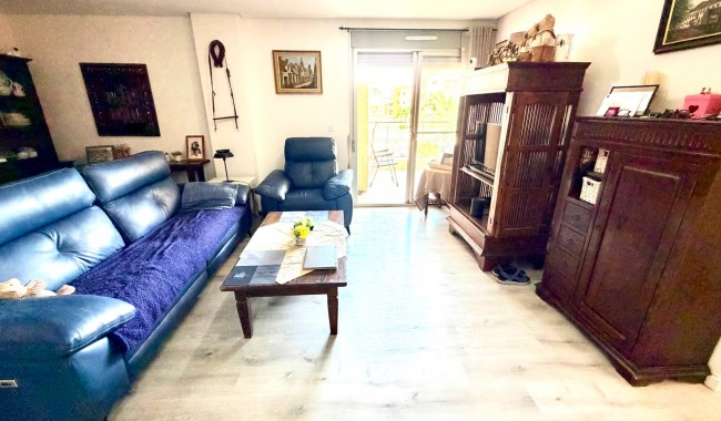 Sprzedaż - Apartament - Orihuela costa - La Zenia