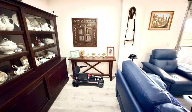 Sprzedaż - Apartament - Orihuela costa - La Zenia