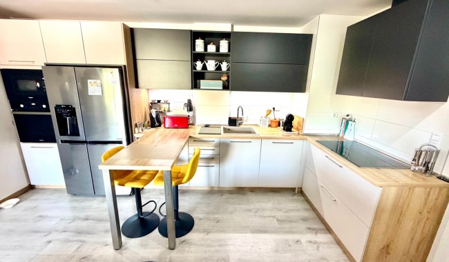 Sprzedaż - Apartament - Orihuela costa - La Zenia