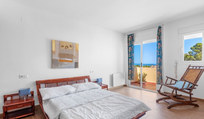 Resale - Villa - Alfas del Pi - Alfas Del Pi