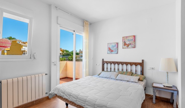 Resale - Villa - Alfas del Pi - Alfas Del Pi
