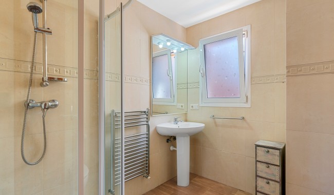 Resale - Villa - Alfas del Pi - Alfas Del Pi