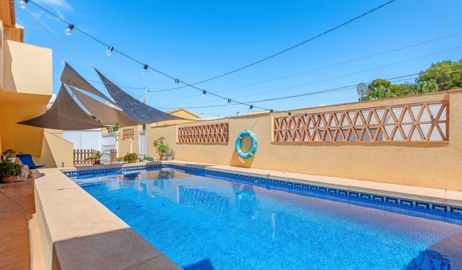 Resale - Villa - Alfas del Pi - Alfas Del Pi