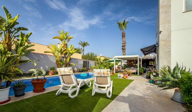 Brukt - Villa - Torrevieja - Torreta - Florida