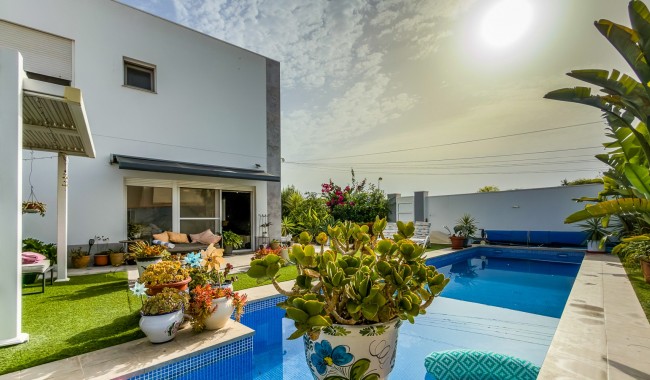 Brukt - Villa - Torrevieja - Torreta - Florida
