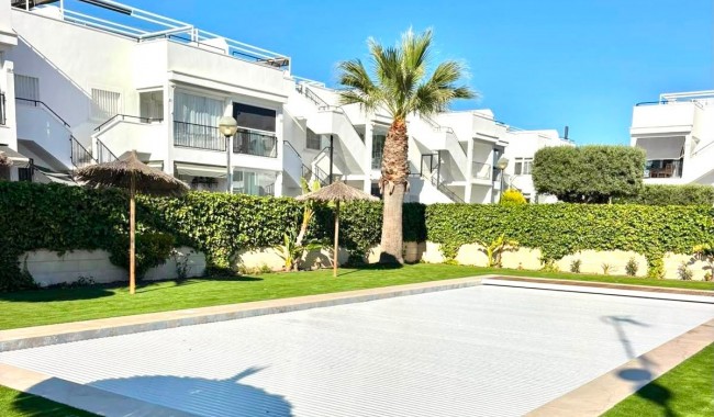 Begagnad - Lägenhet - Torrevieja - Aguas Nuevas