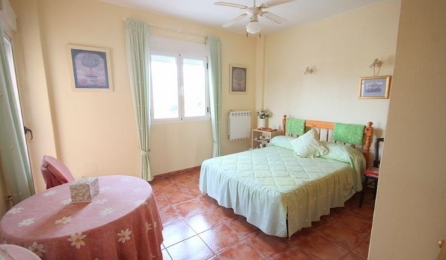 Begagnad - Villa - Torrevieja - Aguas Nuevas