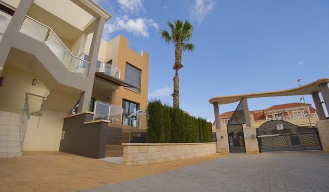 Segunda mano - Adosado - Orihuela Costa - La Zenia