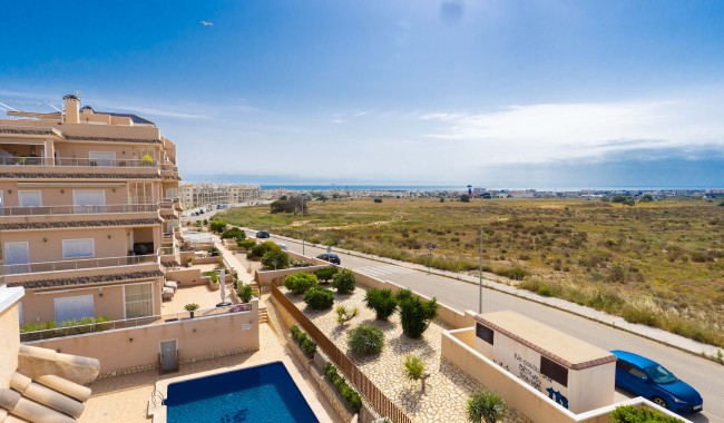 Resale - Apartment - Orihuela Costa - Villamartín