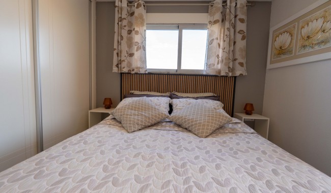Resale - Apartment - Orihuela Costa - Villamartín