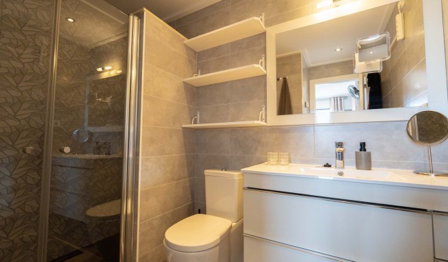 Resale - Apartment - Orihuela Costa - Villamartín