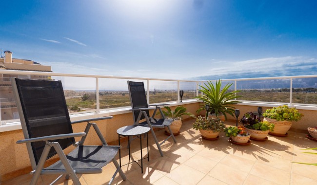 Resale - Apartment - Orihuela Costa - Villamartín