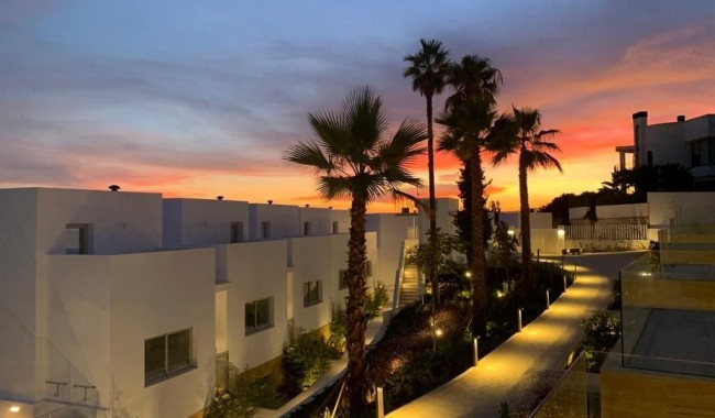 Resale - Villa - Torreblanca