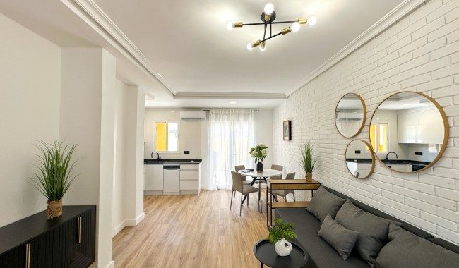 Begagnad - Radhus - Orihuela Costa - La Regia