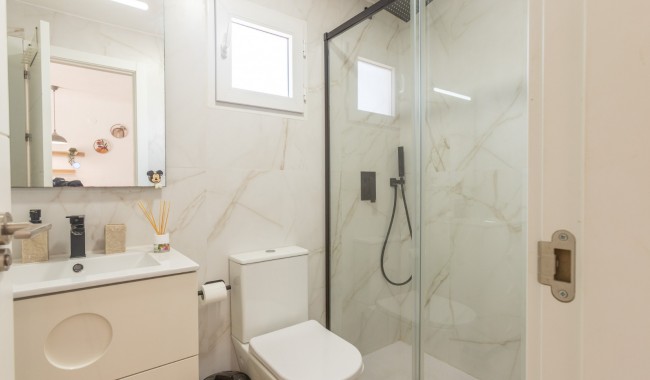 Segunda mano - Apartamento - Torrevieja - Lago Jardin