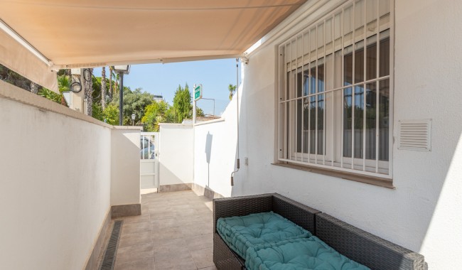 Segunda mano - Apartamento - Torrevieja - Lago Jardin