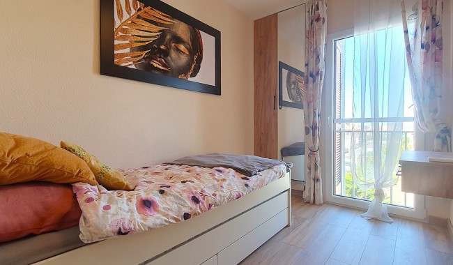 Sprzedaż - Apartament - Torrevieja