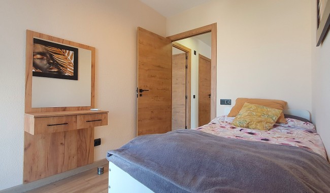 Sprzedaż - Apartament - Torrevieja