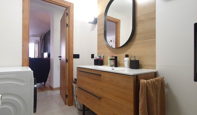 Sprzedaż - Apartament - Torrevieja