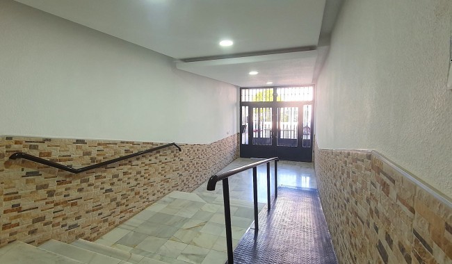 Sprzedaż - Apartament - Torrevieja