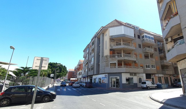 Sprzedaż - Apartament - Torrevieja