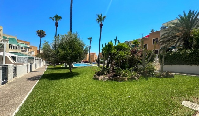 Resale - Apartment - La Mata, Torrevieja - La Mata