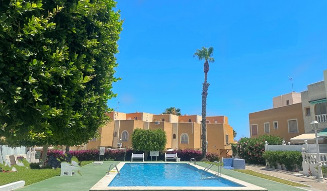 Resale - Apartment - La Mata, Torrevieja - La Mata