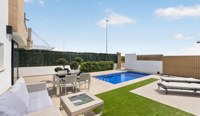 Resale - Villa - Guardamar - EL RASO