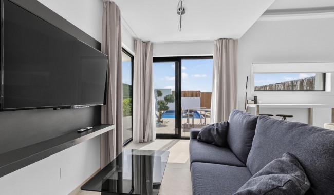 Resale - Villa - Guardamar - EL RASO