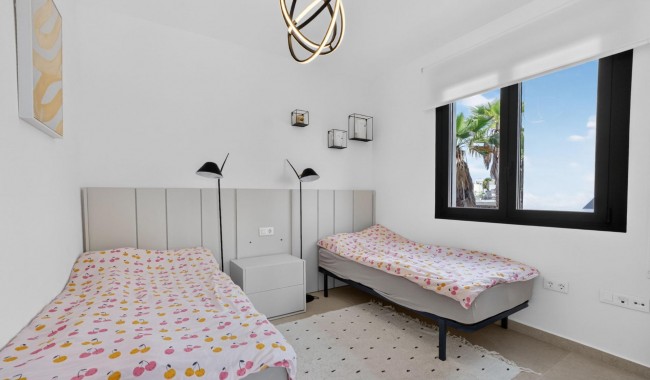Resale - Villa - Guardamar - EL RASO