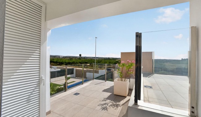 Resale - Villa - Guardamar - EL RASO